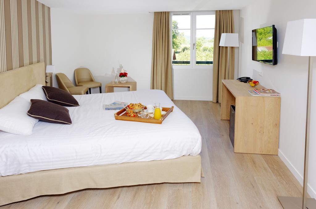 Logis Hotel De La Nivelle Saint-Pée-sur-Nivelle Quarto foto